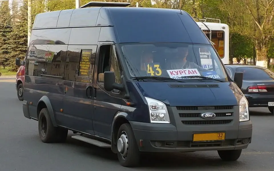 В Брянске маршрутка № 43 начнёт заезжать к Дворцу зимних видов спорта