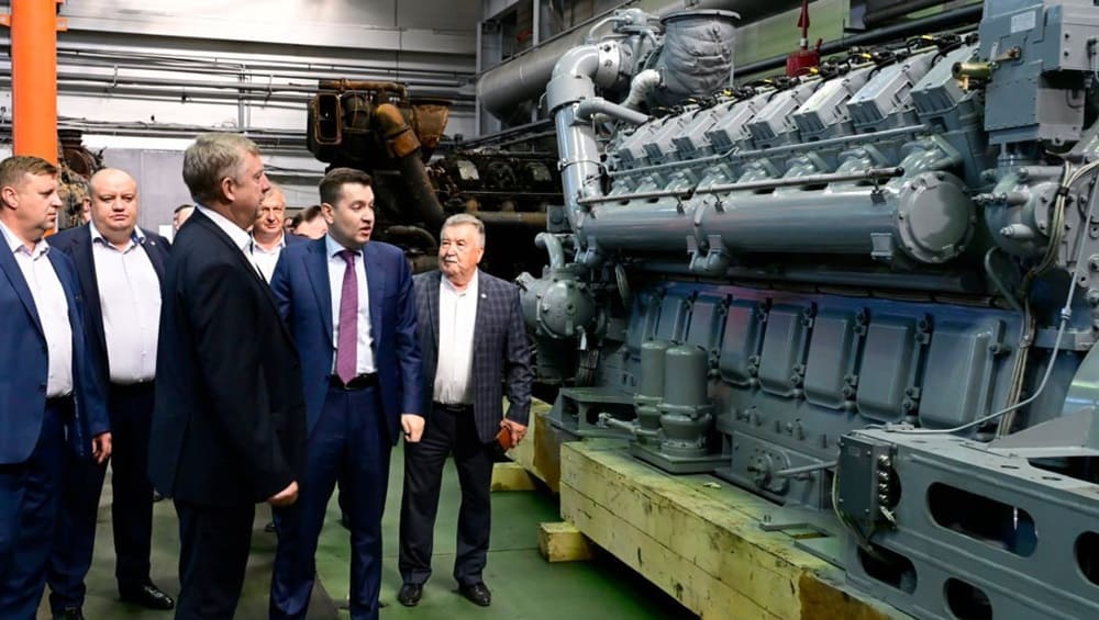 Брянский губернатор Богомаз оценил работу сервисного локомотивного депо «Унеча»