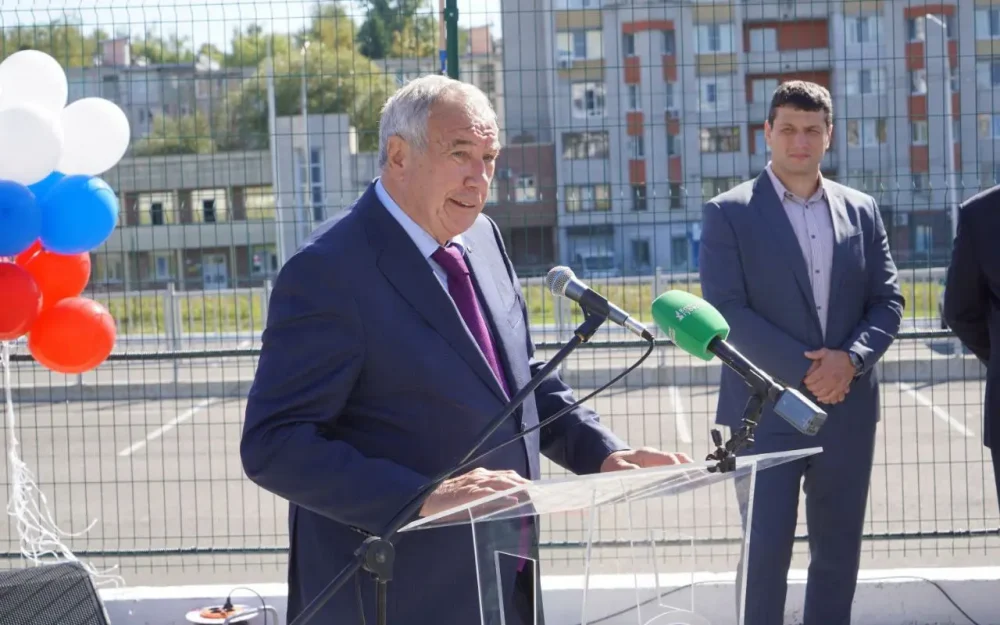 В Брянске открыли тысячную спортивную площадку России