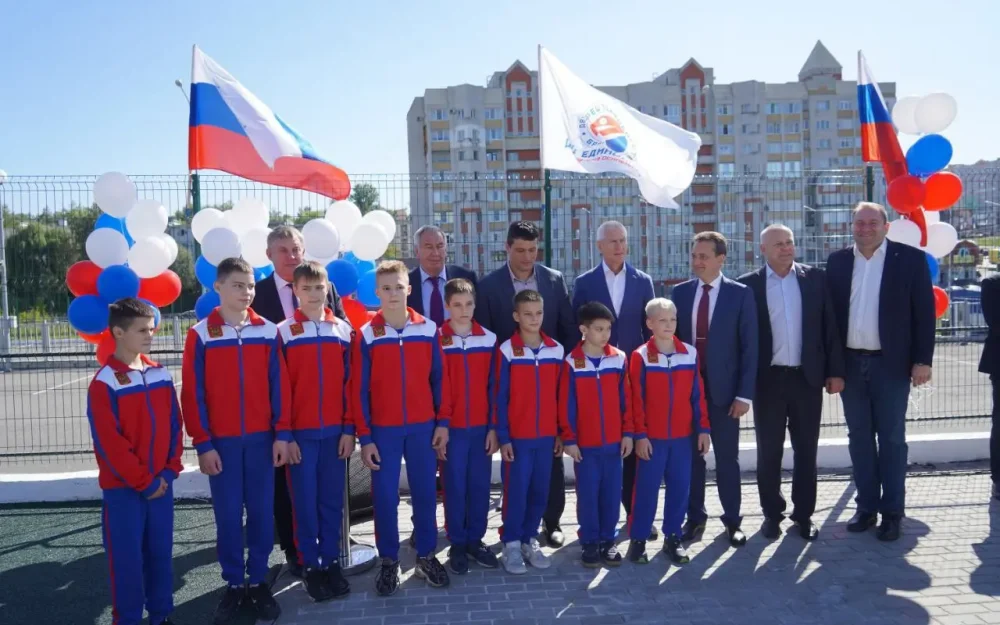 В Брянске открыли тысячную спортивную площадку России
