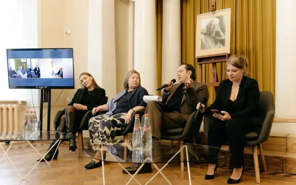 «Не верю!» в новой реальности: «Ростелеком» и музей МХАТ представили совместный проект «Константин Станиславский. В поисках системы»