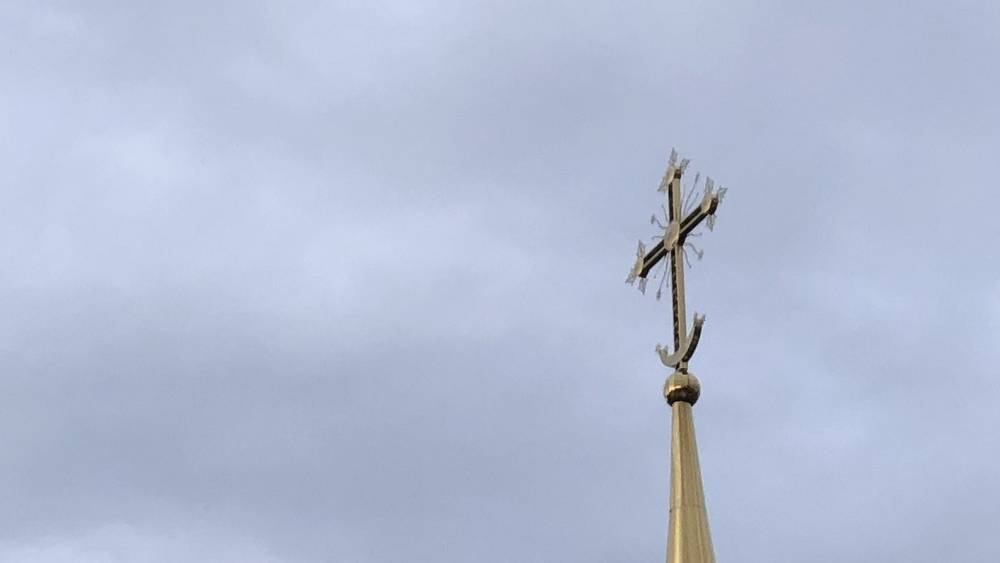 Бандеровцы посадили дрон-ждун на крышу храма в Брянской области