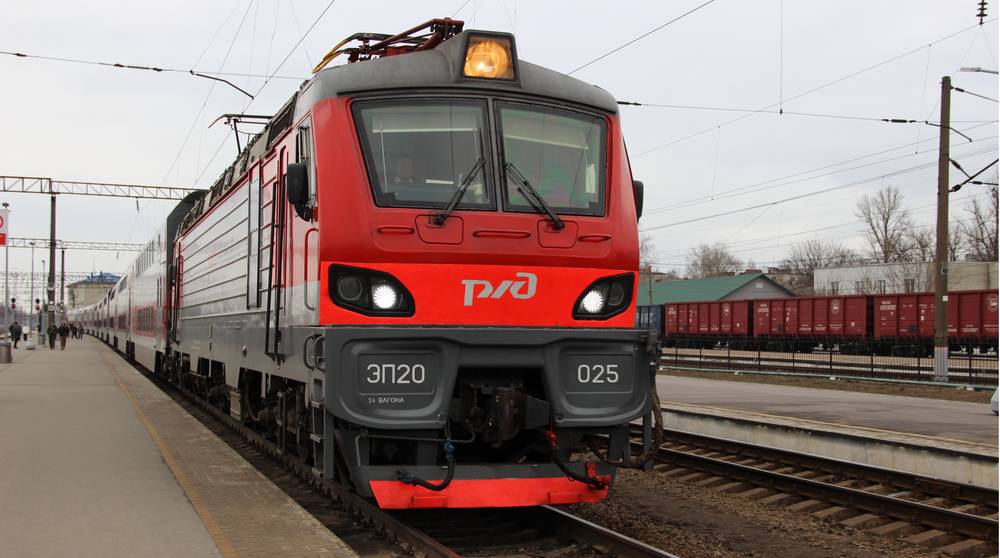 Двухэтажные поезда «Иван Паристый» перевезли более миллиона пассажиров в январе-сентябре