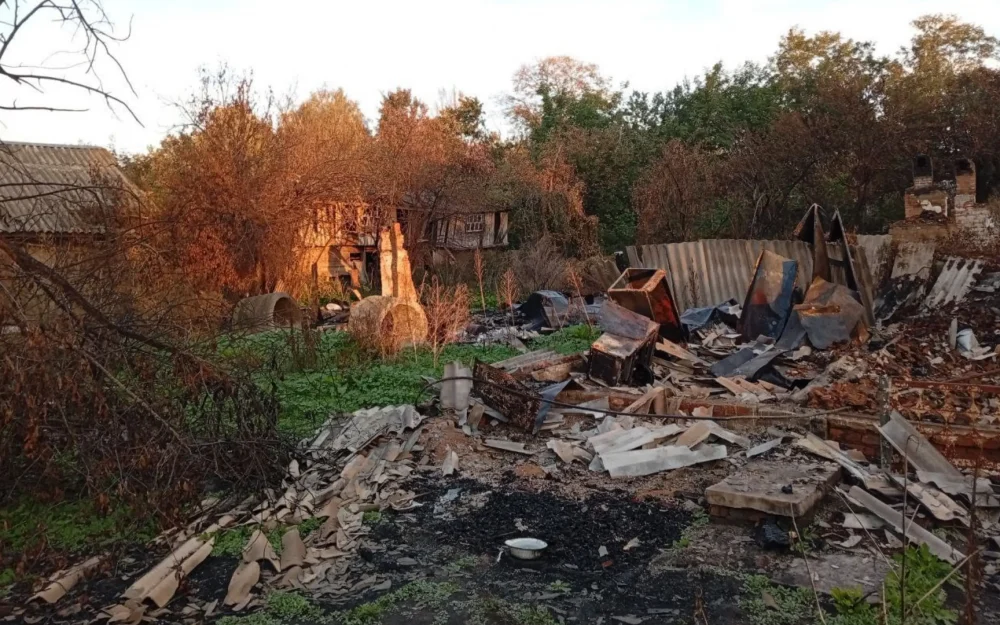 В сети появились жуткие снимки последствий атаки на брянское село