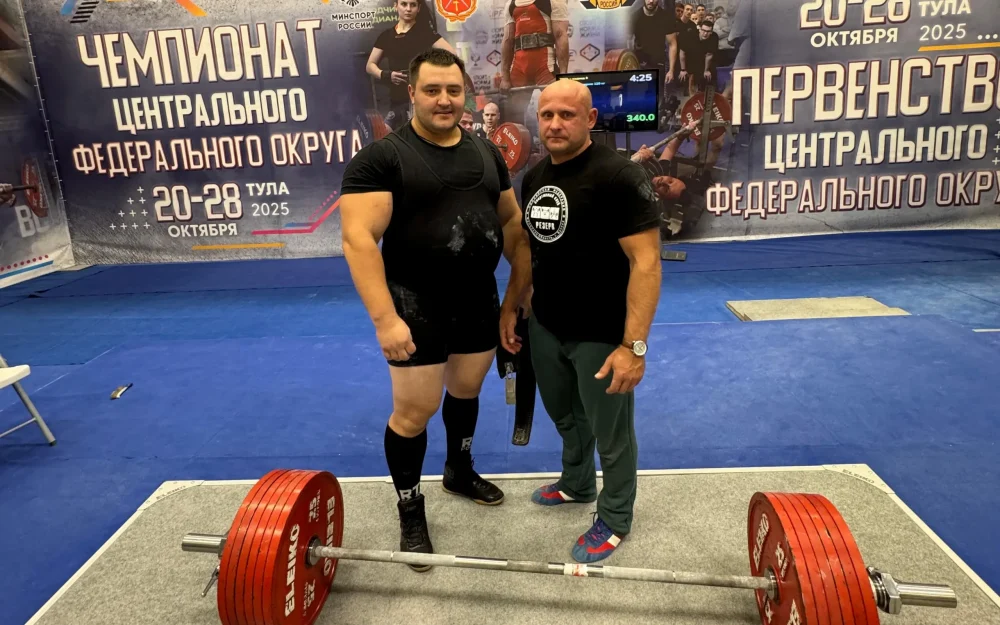 Брянский силач Юрий Соловьев стал победителем зонального чемпиона