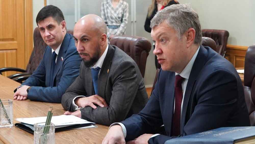 В Брянске губернатор Богомаз обсудил с замминистра экологии сохранение лесов