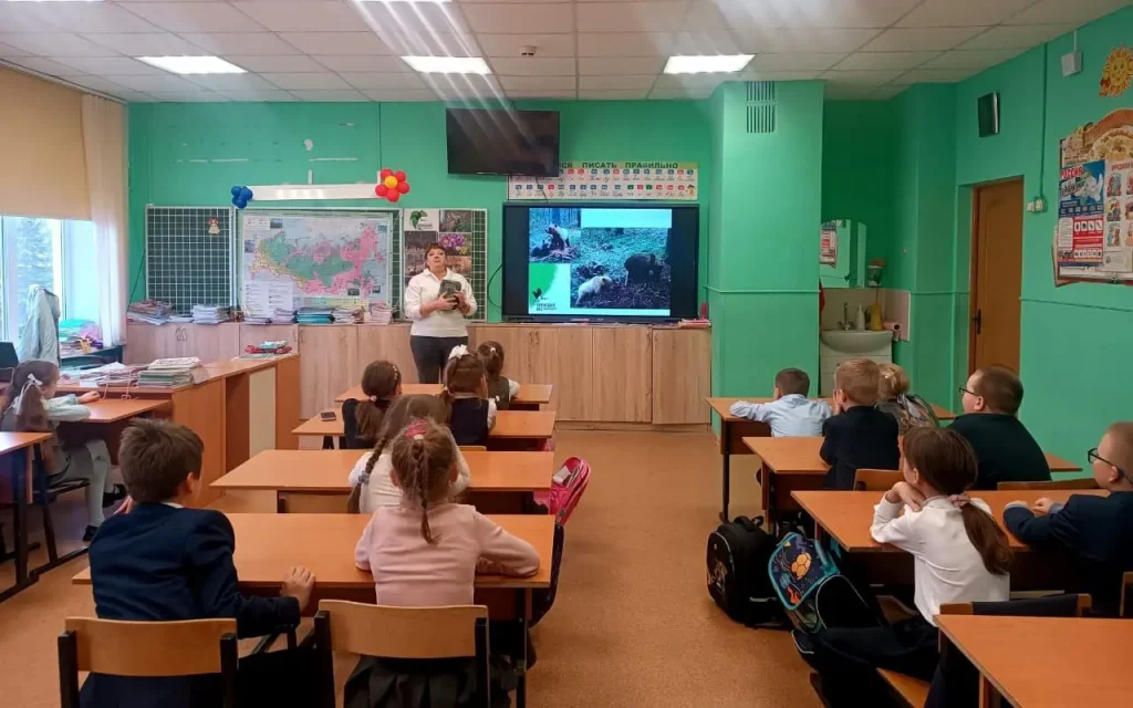 Школьники Брянска побывали в мире заповедной природы