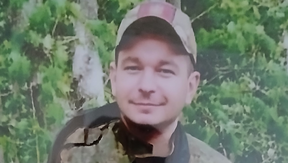 В Брянске простятся с погибшим в зоне СВО военнослужащим Павлом Жаровым