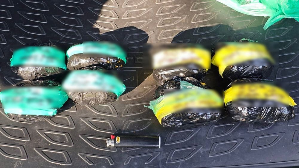 В Брянске ФСБ задержала с поличным участницу межрегиональной наркобанды