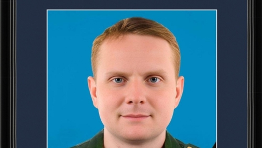 В Клинцах простились с погибшим в зоне СВО 38-летним стрелком Антоном Балабиным