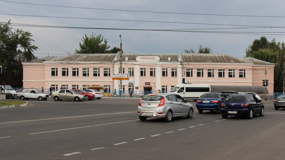 В Брянске выставили на продажу историческое здание на Красноармейской улице