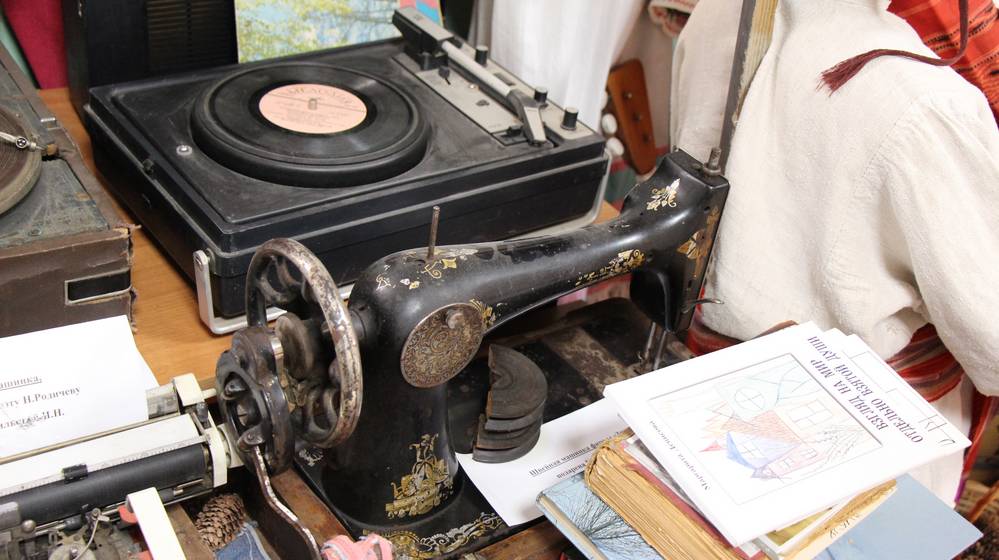 От 700-летнего ножа до бронежилета: брянским ребятам открыли дверь в историю