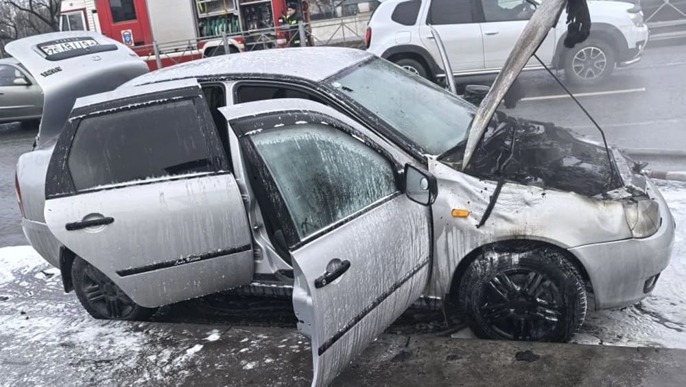В Брянске на проспекте Московском сгорел легковой автомобиль