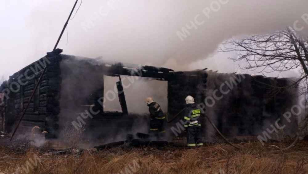 В Погарском районе во время пожара в жилом доме погиб 69-летний мужчина