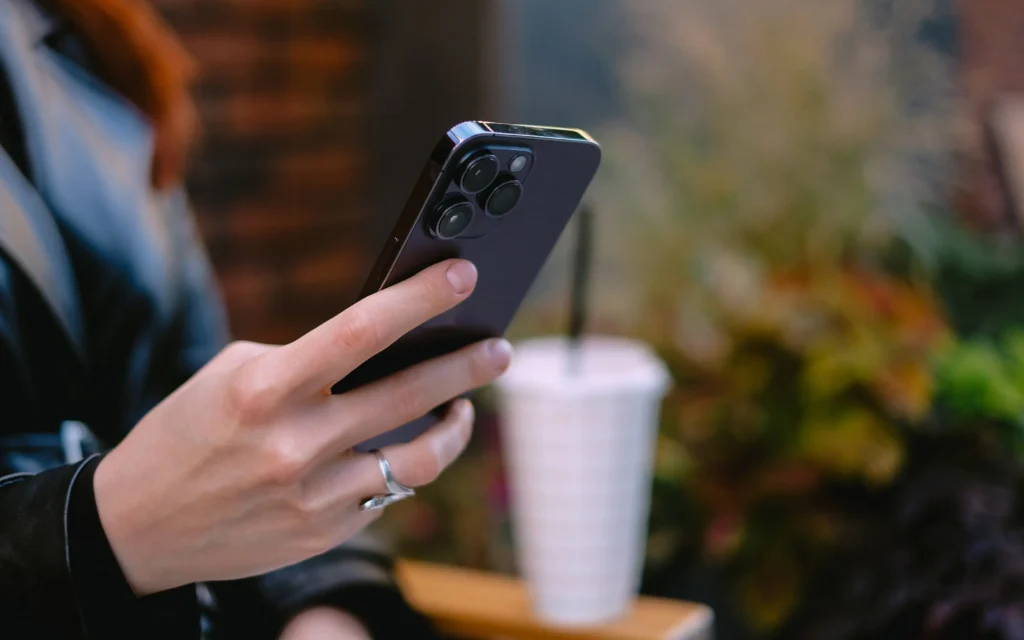 Клиенты Т2 первыми могут выбрать название сети или эмодзи вместо стандартного имени