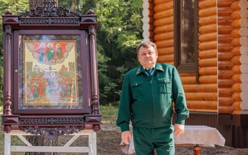 В Брянске глава филиала «Рослесинфорг» стал Заслуженным лесоводом России