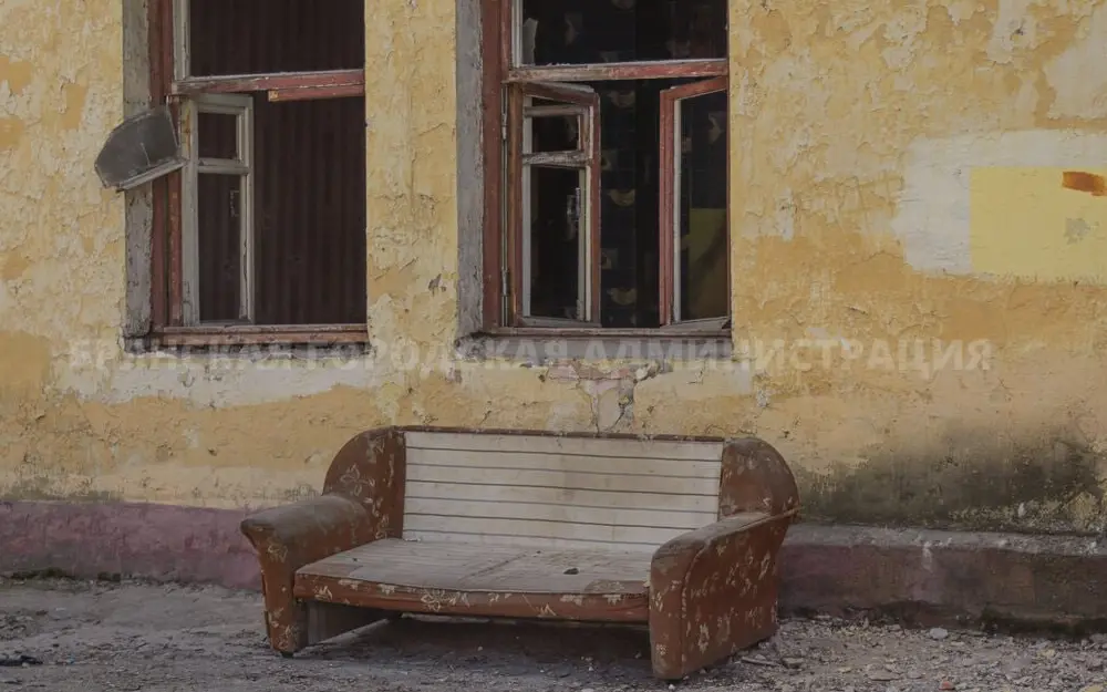 В Брянске выделили 404 млн рублей на переселение людей из ветхого жилья