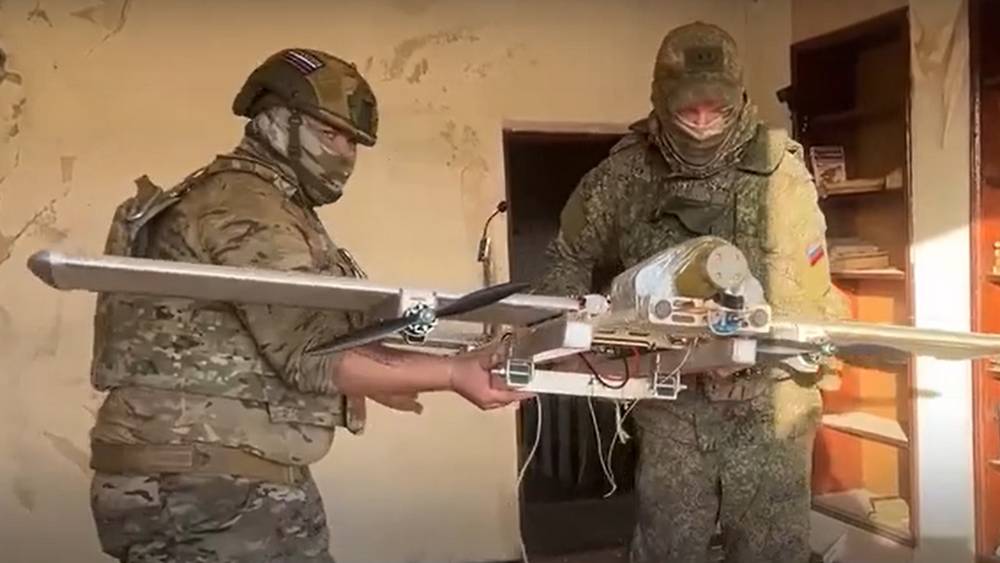 Отражение ночной атаки украинских боевиков сопроводили ударами