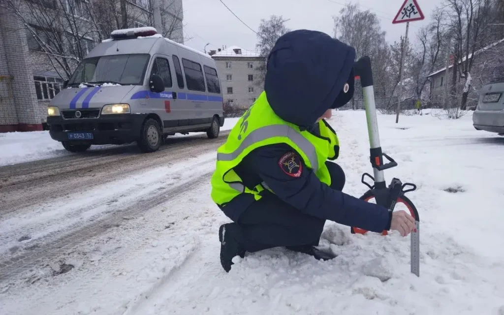 Сотрудники ГАИ в Брянске накажут дорожников за нечищенные проезжие части