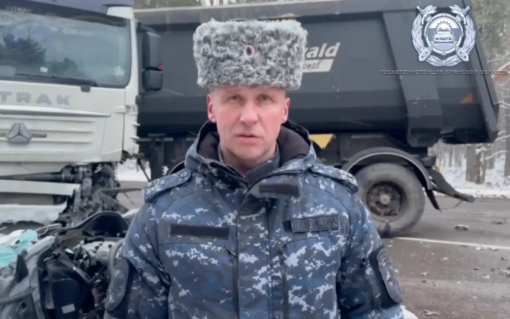 На федеральной трассе под Брянском произошла жуткая авария – погибли двое