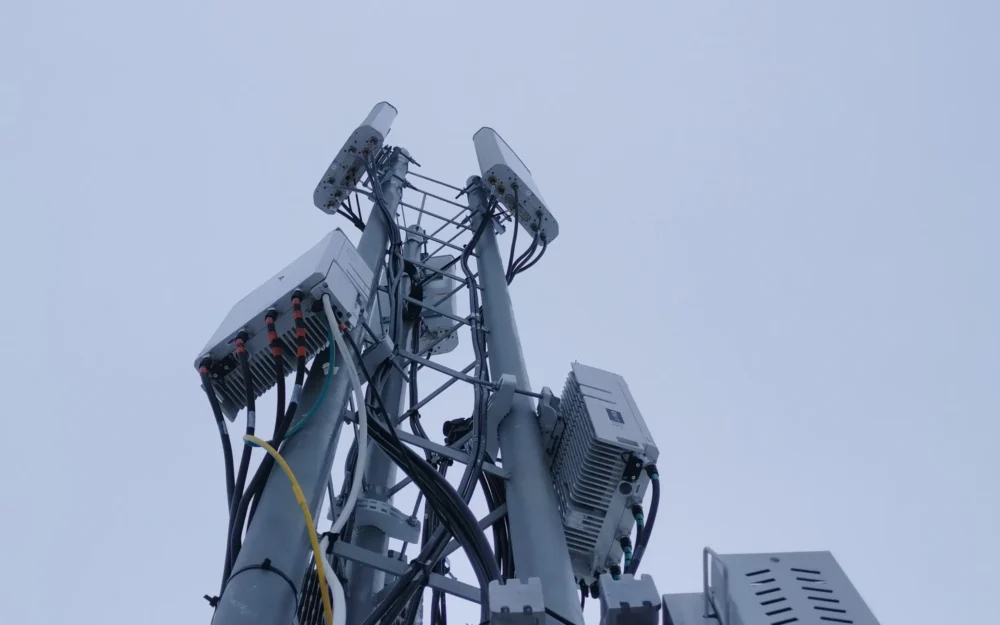 Треть всех новых сайтов Т2 за 2025 год построены на отечественном оборудовании