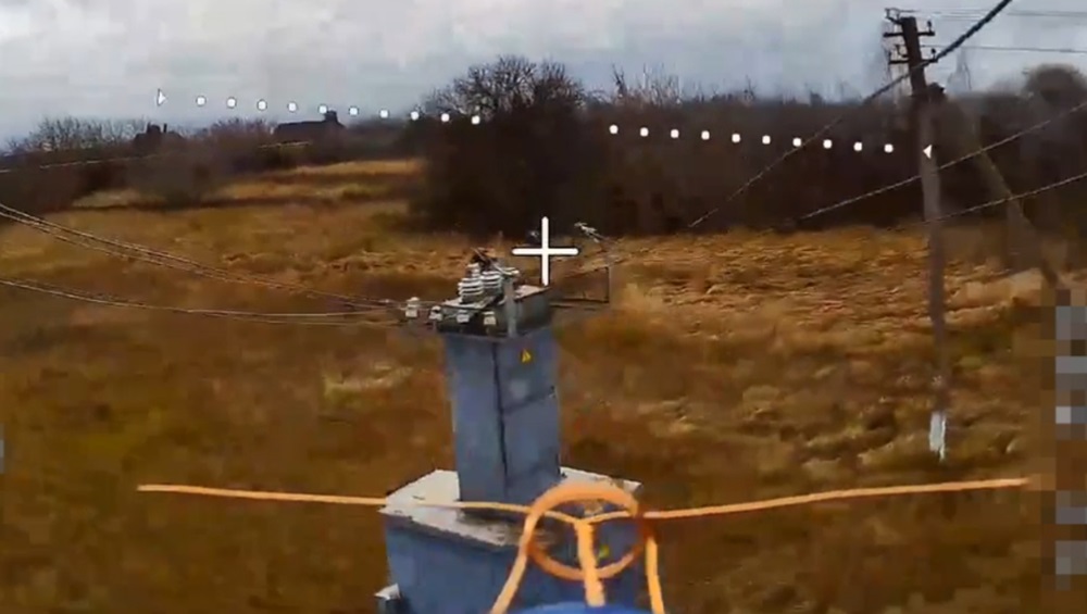 За брянской границей бойцы Росгвардии уничтожили электротрансформатор