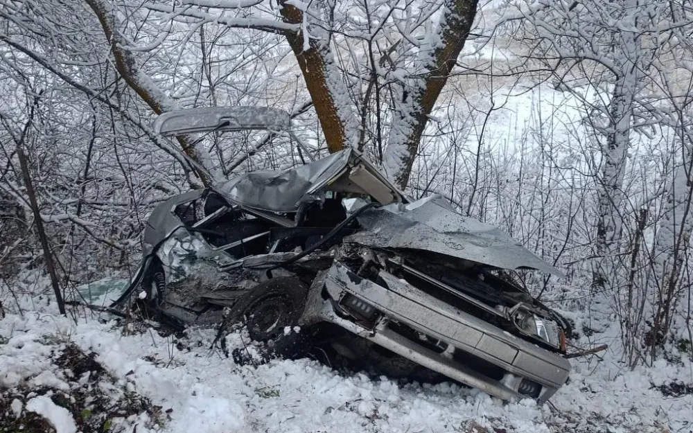 В аварии на брянской дороге погибла 32-летняя автолюбительница