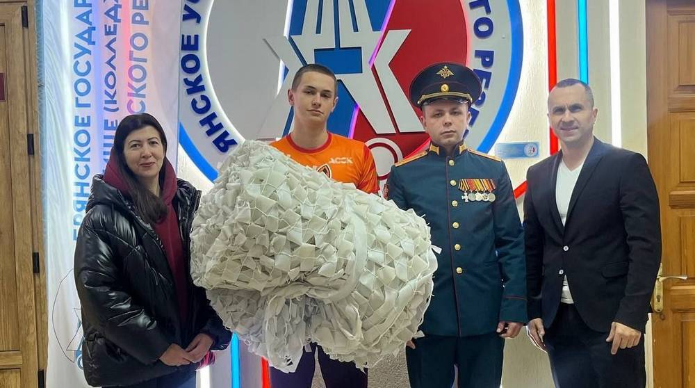 Активисты партии Единая Россия: Новый год — время заботы, единства и поддержки