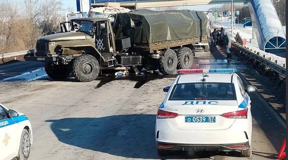 93 Военная автоинспекция предупреждает о соблюдении ПДД в осложнившихся погодных условиях