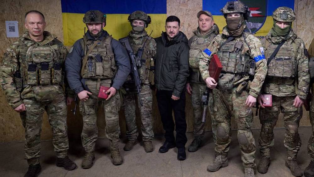 Неужели Зеленского не обвинят в сговоре с «целью хранения пулеметов» против России?