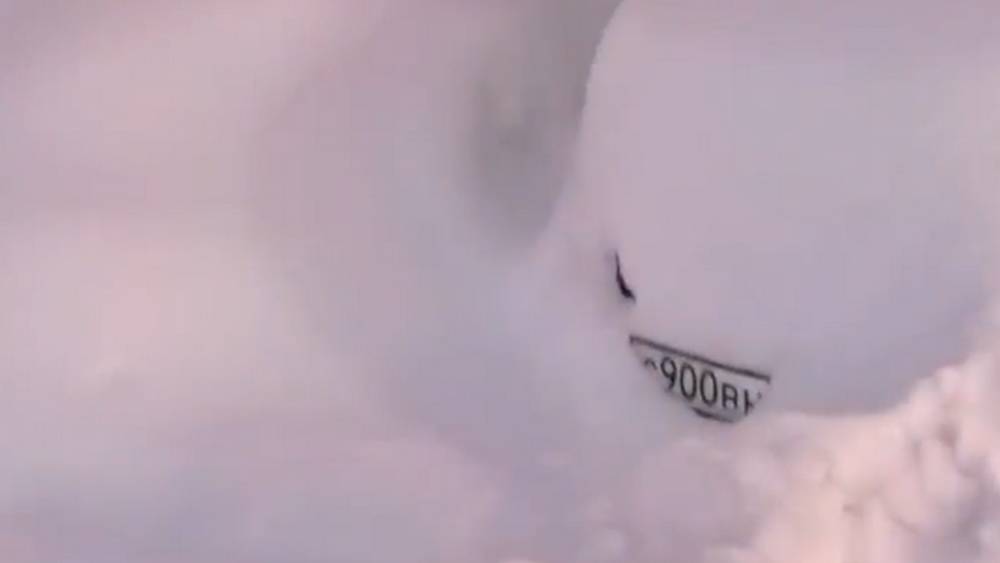 Откопать машину в снегу − 3 тысячи: брянский синоптик сообщил о новой услуге