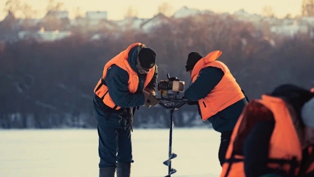 Участвующие в поисках утонувших детей волонтёры попросили помощи у брянцев
