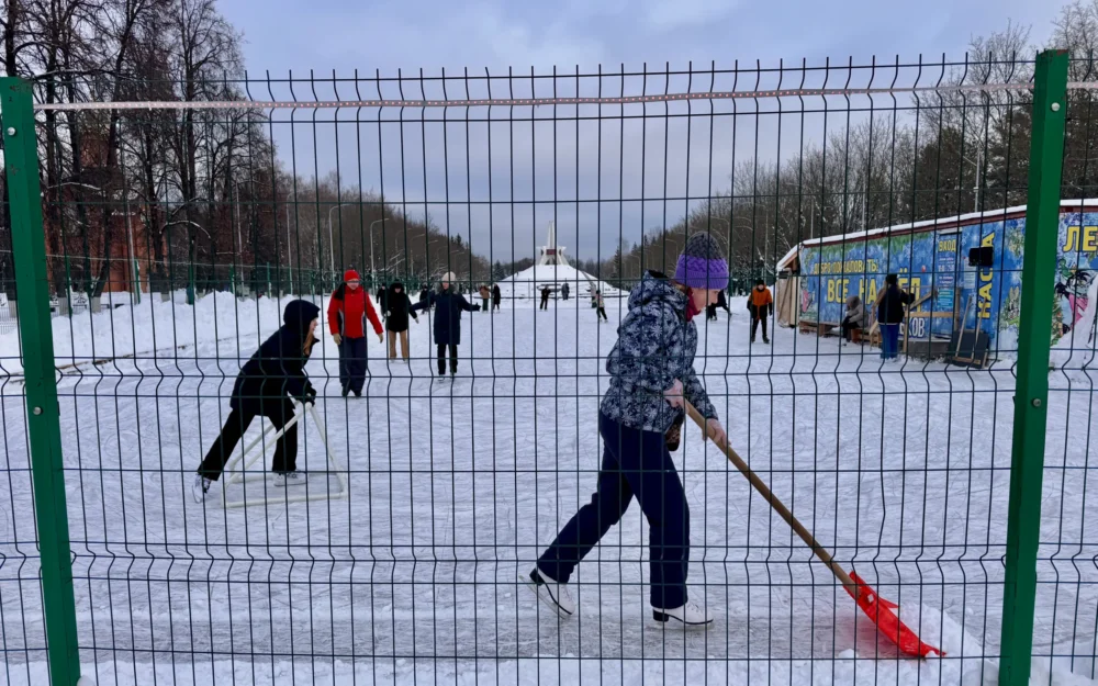 В Брянске открылись более 30 катков для бесплатного катания