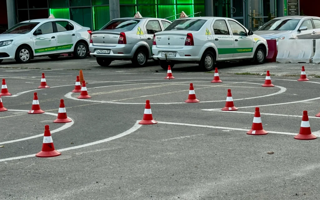 Обучение вождению и выбор автошколы