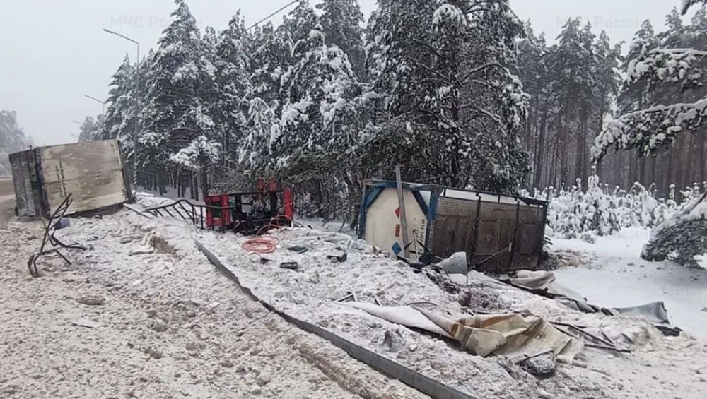 В Злынковском районе на заснеженной трассе произошло серьёзное ДТП