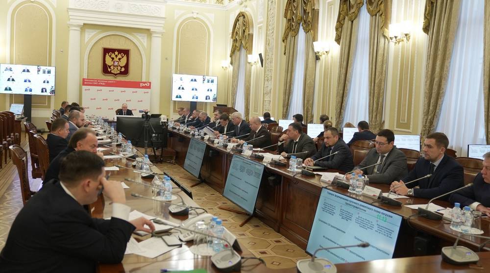 Начальник Московской железной дороги Павел Иванов провел встречу с крупными грузоотправителями