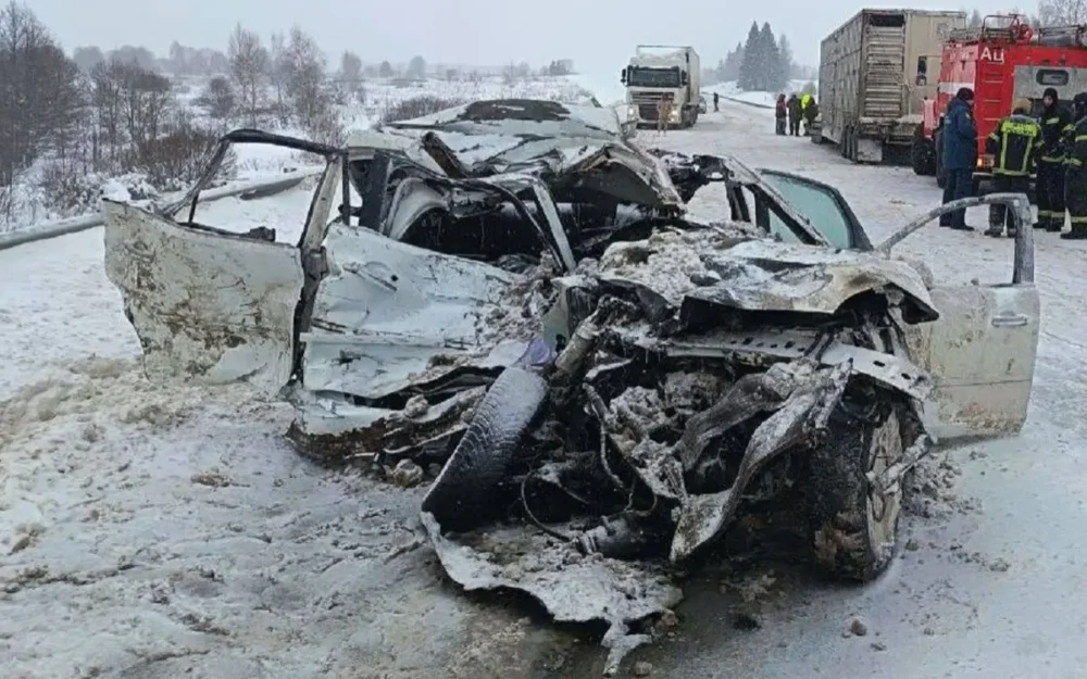 В жуткой аварии на федеральной трассе в Калужской области погибли 4 брянца