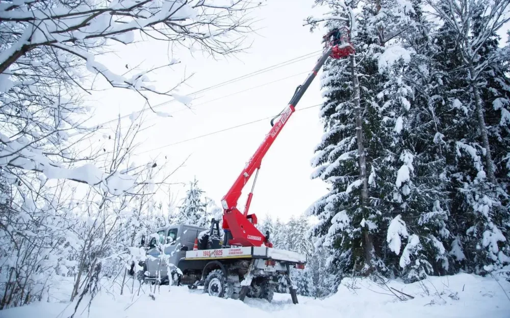 Брянская область вышла из тьмы: свет вернулся к 90 процентам потребителей