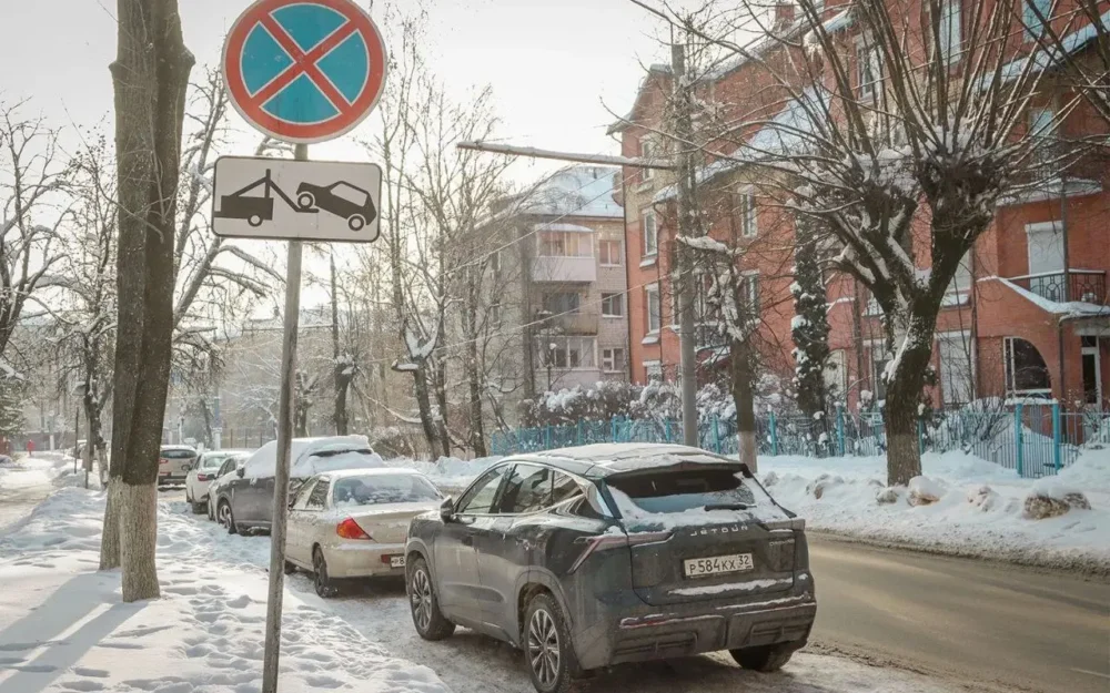 В Брянске появятся платные муниципальные парковки