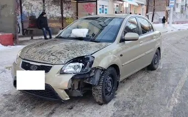 В Брянске машина сбила 11-летнюю школьницу на переходе