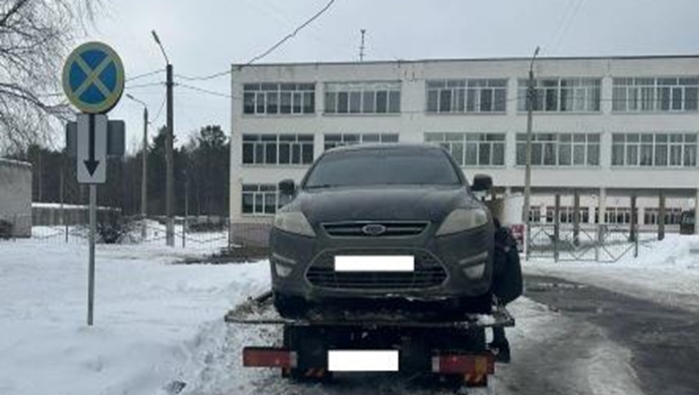 В Брянске 26 февраля за «неправильную» парковку наказали 19 водителей