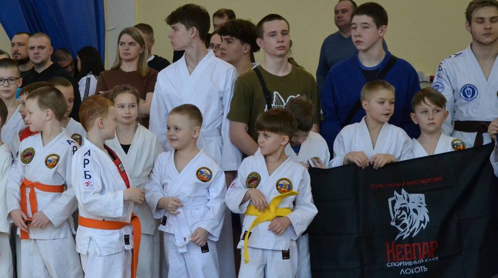 Участники Брасовского клуба «Кевлар» завоевали на турнире рукопашного боя 12 медалей