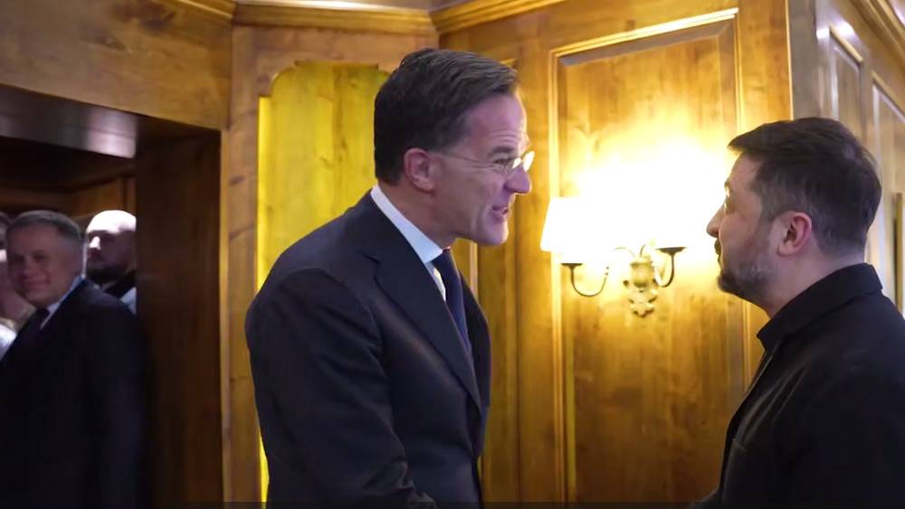 Брянцам навязывают роль соседей американской колонии