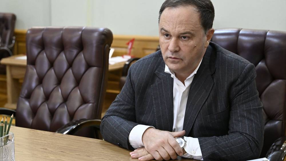 Брянский губернатор встретился с президентом завода-лидера «Снежеть»