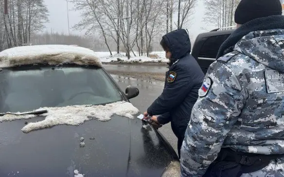 Брянский лихач накопил 174 штрафа и отдал 407 тысяч после угрозы лишения прав