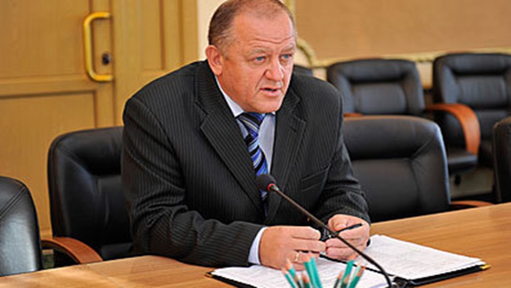 Бывший мэр Карачева Шураев за мошенничество получил три года колонии