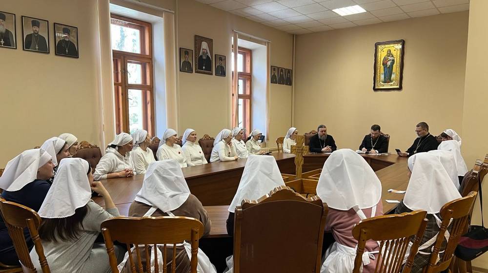 В Брянской епархии впервые состоялось общее собрание сестер милосердия