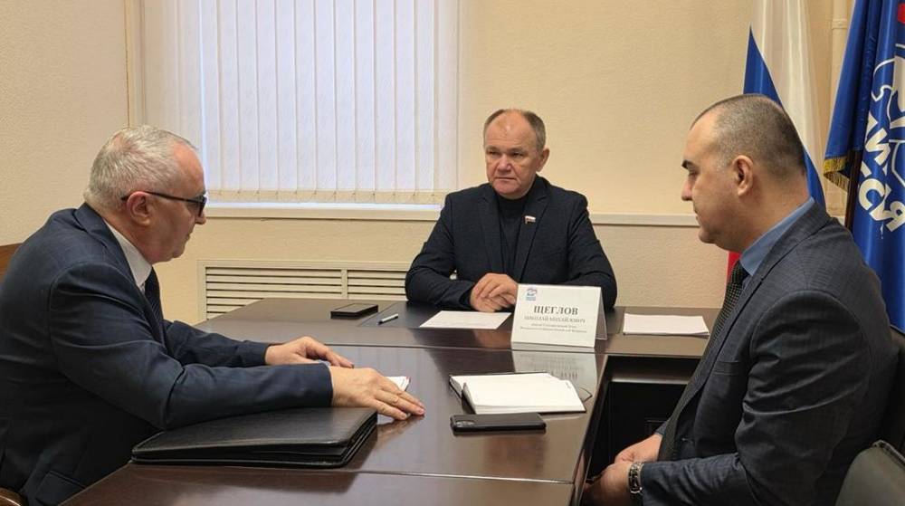 Николай Щеглов провел прием граждан по вопросам медосвидетельствования