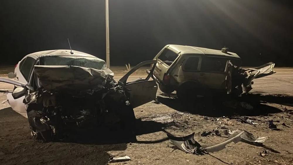 В трагическом ДТП на брянской трассе погибли водители 19 и 42 лет