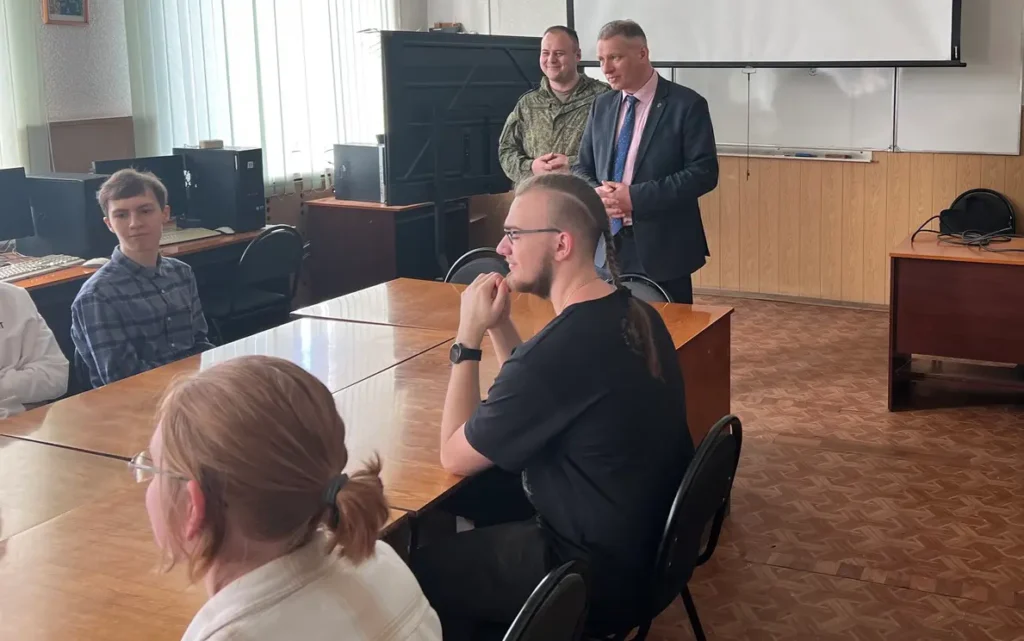 Брянских студентов позвали на военную службу в войска беспилотников